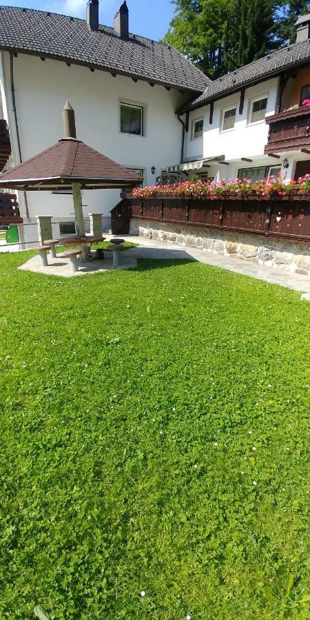 Apartment Tarman Jesenice Exterior foto